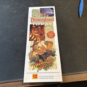 Inside Disneyland Today - Con il nuovo giro avventura Indiana Jones - 1995 - Foto 1 di 7