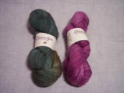 Olann Gra hand dyed yarn, wool cashmere 2 skeins pink & green - Image 1 of 4