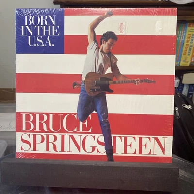 Bruce Springsteen - Born In The U.S.A. 🇺🇸 (1984, Vinyl Single) {Freedom Mix} - Image 1 of 4