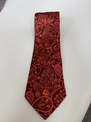 EXPRESS MEN'S TIE 100% SILK MADE IN  USA, Red, Paisley - Image 1 of 3