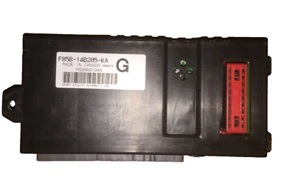 #F85B-14B205-KA, Ford Expedition Navigator, módulo de computadora electrónica GEM 1998 Foto 1 de 4