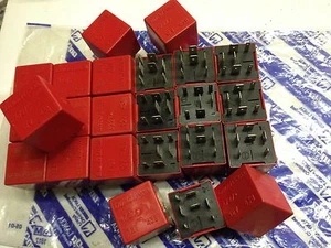  A727 12V 438 RELE ROSSO TERGICRISTALLO 7 LAME ALFA ROMEO FIAT LANCIA ORIGINALE  - Picture 1 of 1