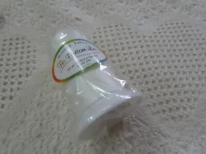 BOTTOM LINE Libby Lehman 60wt thread Cone 3000yd Bobbin Quilt Sew NATURAL WHITE - Picture 1 of 3