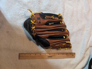 VINTAGE WILSON CURT SCHILLING 10" BASEBALL HANDSCHUH, #A0300 AS10, T-Shirt Ball - Bild 1 von 7