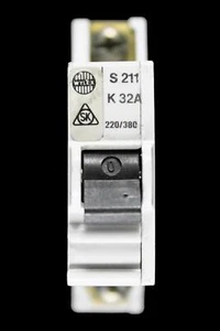 WYLEX 32 AMP CURVE K 10kA MCB CIRCUIT BREAKER S211 SK - Picture 1 of 6