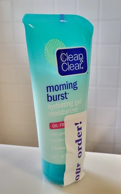 Gel hidratante facial SELLADO Clean & Clear Morning Burst 3 oz sin aceite Foto 1 de 3