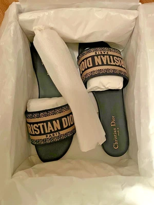 Christian Dior Dway Slides Deep Blue 38,5 Foto 1 de 4