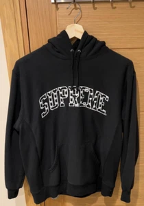 Supreme Hearts Arc Hooded Sweatshirt SS21 Size Medium - Picture 1 of 5