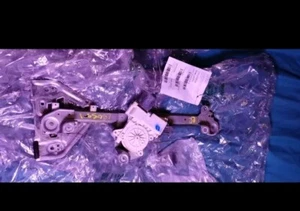 Rear passenger 2007 Cadillac STS window motor - Picture 1 of 8