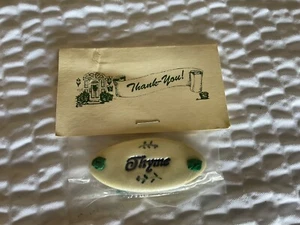 Longaberger Thyme tie-on with ribbon for your basket NEW in package - Picture 1 of 2