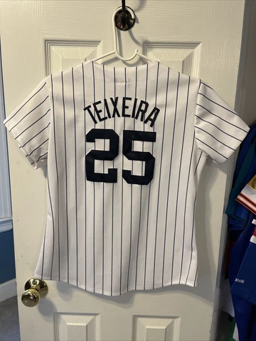 Mark Teixeira New York Yankees Baseball Majestic boys white jersey size small Cover