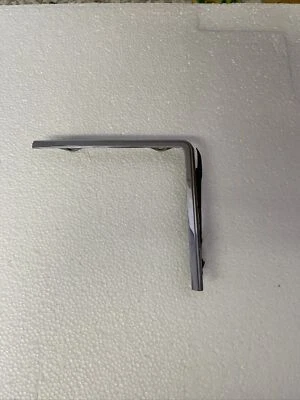 1977 - 1979 凯迪拉克 DeVille Fleetwood 右握灯装饰成型环绕 - 1610587 — 第 1/4 张图片