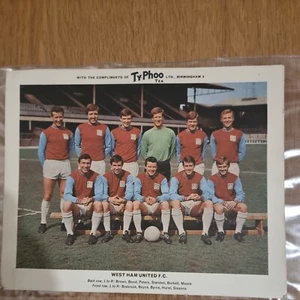 West Ham United team (size A4), Typhoo tea card 1965 - 1966, original - Picture 1 of 4