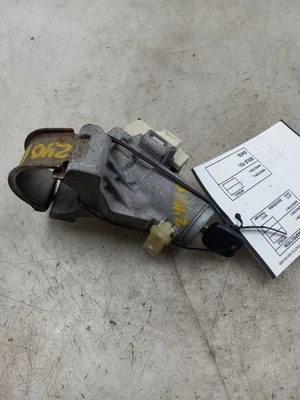 12-19 TOYOTA YARIS L CONVENTIONAL IGNITION SWITCH WITH KEY VIN B3 - Image 1 of 4