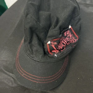 Vampire Diaries Cap verstellbar schwarz - Bild 1 von 5