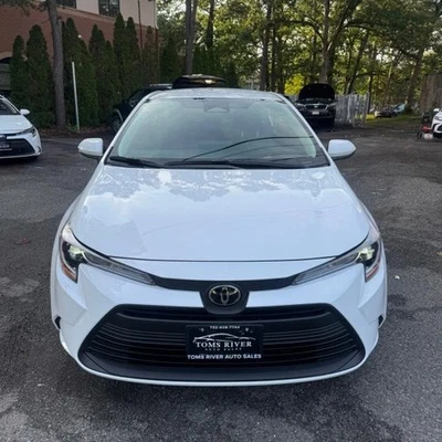 Toyota Corolla LE 2025 Foto 1 de 4