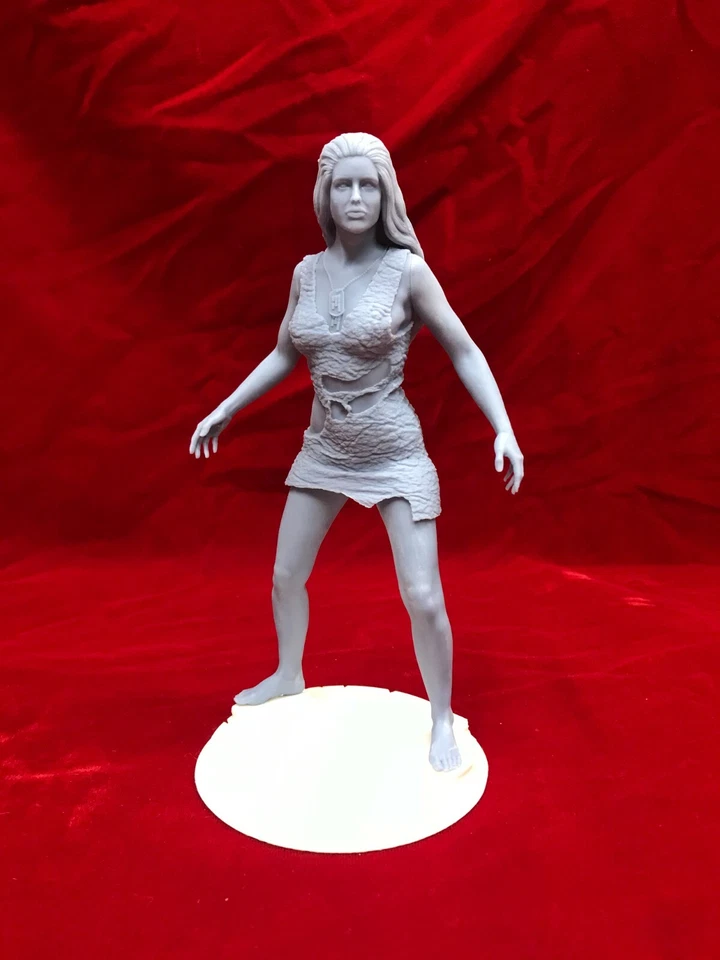 Planet Of The Apes - Nova - Resin - Model Kit - 1/6 or 1/8 Scale - Image 1 of 4