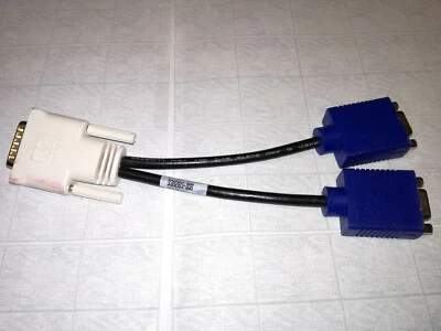 Adapter HP BIZLink 338285-008 DMS-59 Ausgangsanschluss an 2x VGA-Anschlüssen #30 - Bild 1 von 4