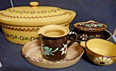 Souflenheimer Keramik 2 Terrinen 2 Auflaufformen Schüssel+Kanne Handarbeit - Bild 1 von 4