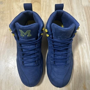Size 10M/11.5W - Jordan 12 Retro Michigan (2018) Sz 10M BQ3180-407 Pre-Owned - Picture 1 of 17