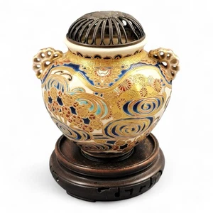 Antique Meiji Satsuma koro incense burner signed Kizan with Shimazu crest c.1885 - Picture 1 of 12