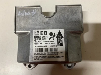 Centralina airbag centralina Opel Astra H GTC 3 porte 13251079 sposato 2007 - Immagine 1 di 4