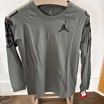Nuevo con etiquetas Jordan Nike Verde Salvia Manga Larga Corto Niños Grande Foto 1 de 4