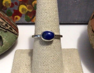 VTG Shube 925 Sterling Silver Oval Blue Lapis Solitaire Band Ring Sz 7.5 EUC - Picture 1 of 9