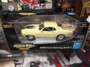 Ertl American Muscle Ford 1970 Mustang Mach 1 Pro Lager Spielzeug R Us 1 von 1600 LOOK - Bild 1 von 17
