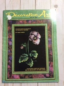 Artes decorativas Digest Color agrega elegancia al tablero de arañazos de Bob Embry 05/1990 - Imagen 1 de 3