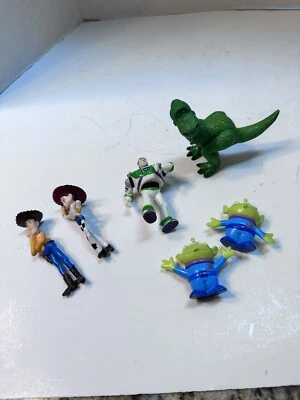 Lote de 6 figuras McDonalds Disney Pixar Toy Story Woody Buzz Jessie Rex 2 alienígenas Foto 1 de 4