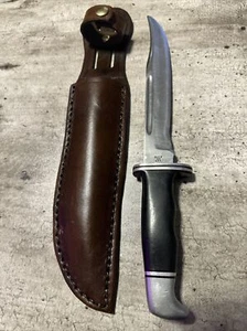 Vintage Large Buck 120 Bowie Knife With Period Sheath - Picture 1 of 13