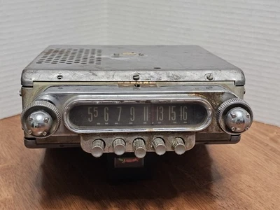 Vintage Original 1950s Tube Car Radio OMF315540, Fomoco Ford Motorola Car Truck - Image 1 of 4
