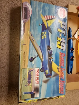 Cox Classic Flight Trainer - Cox PT-19 Kit W/Cox Motor - New - Cox 5700 - NH25 - Image 1 of 4