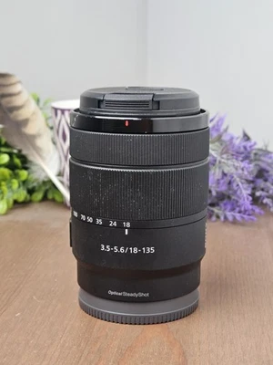 Sony E 18-135mm F3.5-5.6 OSS E-Mount Zoom Lens with Both Caps - Image 1 of 4
