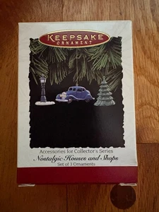 Hallmark Keepsake 1995 Nostalgic Houses and Shops Accessories Set of 3 - Picture 1 of 2