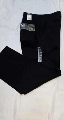 Pantalones para hombre Lee Extreme Comfort calce recto 36"x32" negros o grises Foto 1 de 4