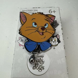 Loungefly Disney Toulouse Cats With Bells Pin With Dangle Bell The Aristocats - Picture 1 of 7