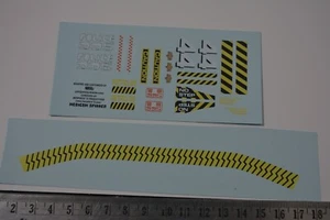 Medicom Spinner B.T.T.F Future Car Medicom 1/18th scale water slide decal set - Picture 1 of 3