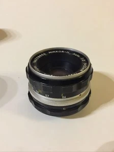 #S0129 - Nikon Nikkor-H Nippon, Kogaku, MF Auto 1:2/50mm Sn.: 778956 - Picture 1 of 5