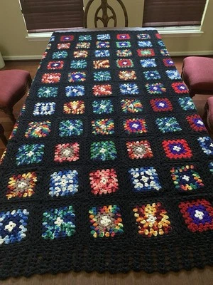 "Manta afgana vintage cuadrada negra multicolor 55" x 89""" Foto 1 de 4