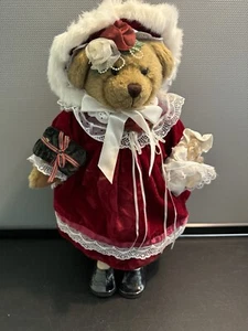 Vestido de fieltro de terciopelo rojo muñeca de pie coleccionable 21" de alto invierno - Imagen 1 de 9