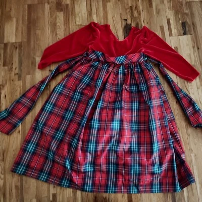 Heartstring Dress  Sz  6 - Image 1 of 4