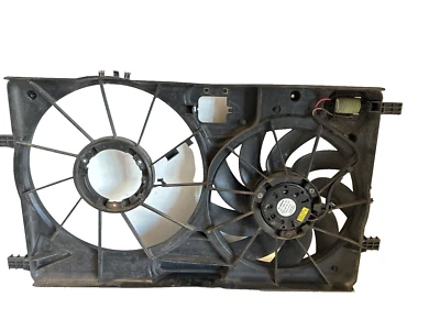 Chevrolet Orlando Cooling Fan 0130308406 Genuine 2.0 Vcdi 2011 - Image 1 of 4