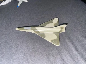 Avión de metal fundido a presión Dassault Mirage 2000 French 1995 de colección - Imagen 1 de 4