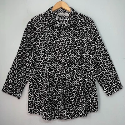 Chicos Womens 3 Size XL Black White Embroidered Eyelet Button Up Shirt Preppy - Image 1 of 4