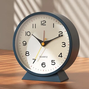 AYRELY® 4.5" Analog Alarm Clock,Small Retro Desk Clock Battery Operated,Slient - Picture 1 of 12