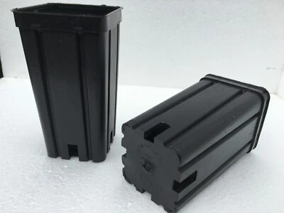 VASI PLASTICA QUADRATI cm  7x7x14 * L 0,60 - ANTISPIRALIZZ.  ITALIA 10 VASI    * - Image 1 of 4