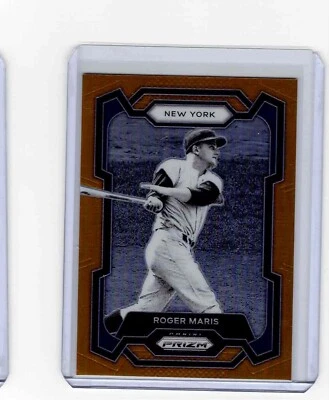 Cartão refrator Roger Maris 2024 Panini Prizm #/10 OURO New York Yankees - Imagem 1 de 2