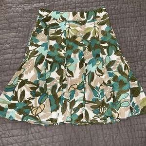 Ann Taylor Floral Skirt Lined Size XS 0 - Picture 1 of 3